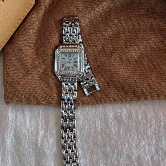 Vintage Style Watch - Picture 2 of 2